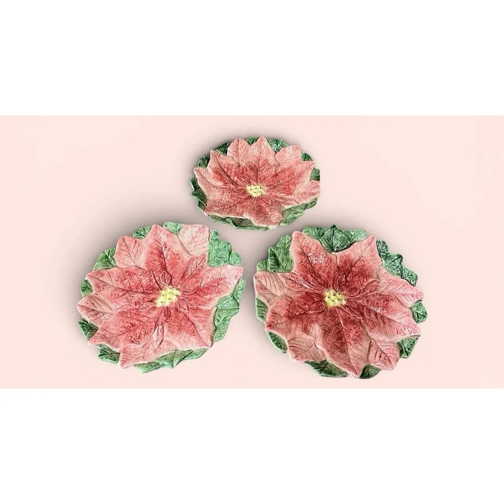 Fitz & Floyd Omnibus Poinsettia Christmas Plates Set Of 3‎ Vintage Japan 1980's